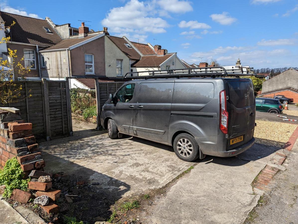 5 Bed Terraced Family Home Bristol + Parking Екстер'єр фото